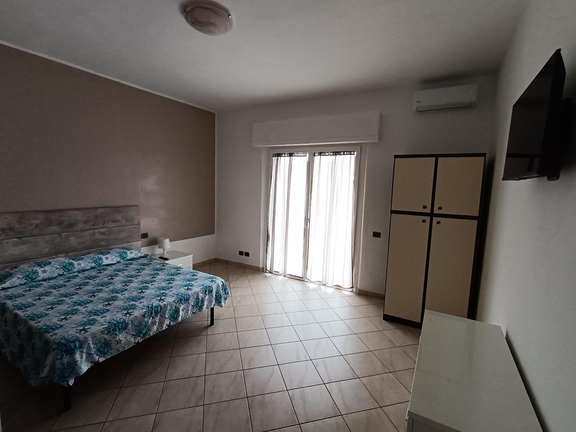 A Casa Di Berna E Tere Apartment เวนตูรีนา แตร์เม ภายนอก รูปภาพ