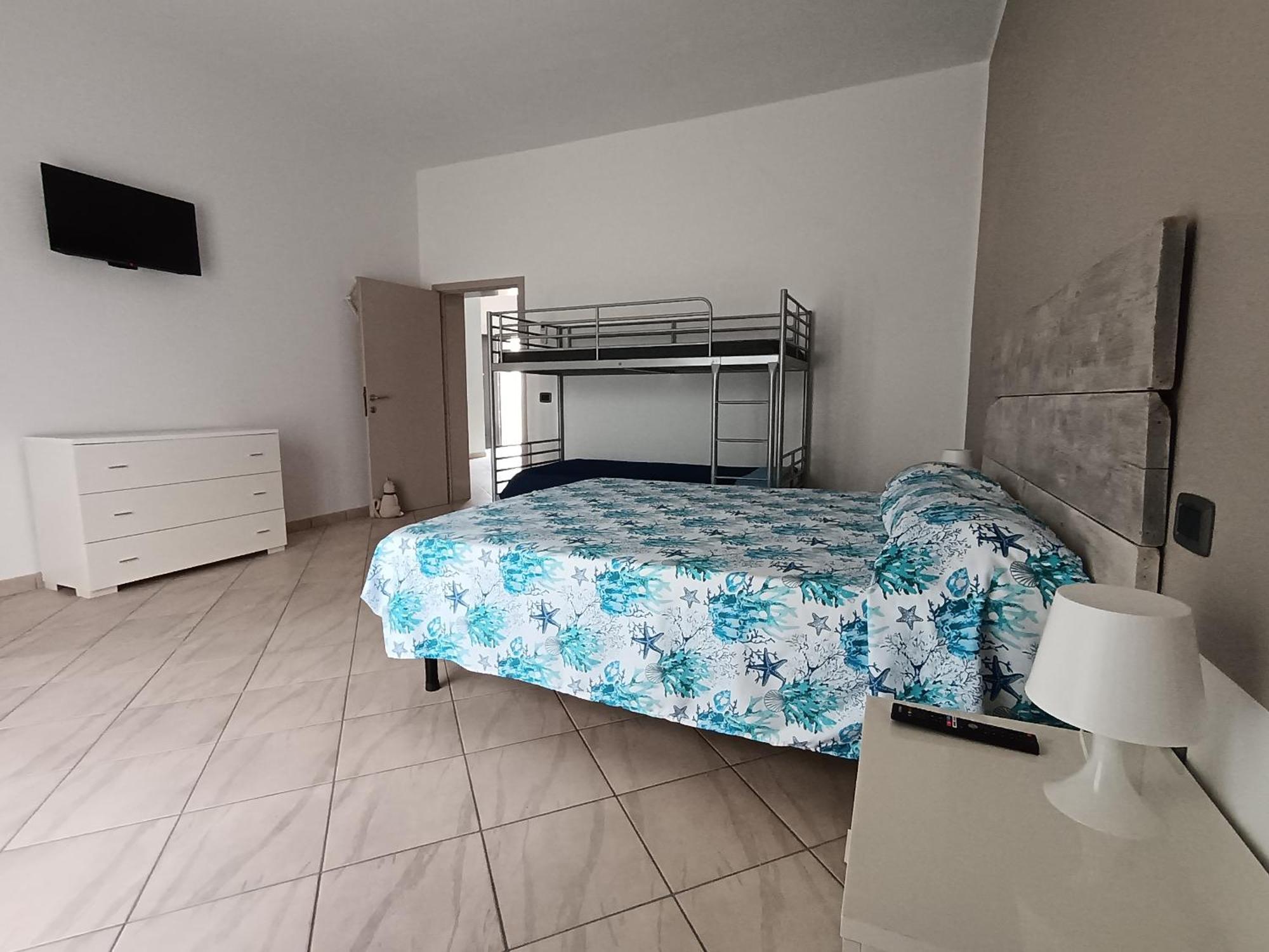 A Casa Di Berna E Tere Apartment เวนตูรีนา แตร์เม ภายนอก รูปภาพ
