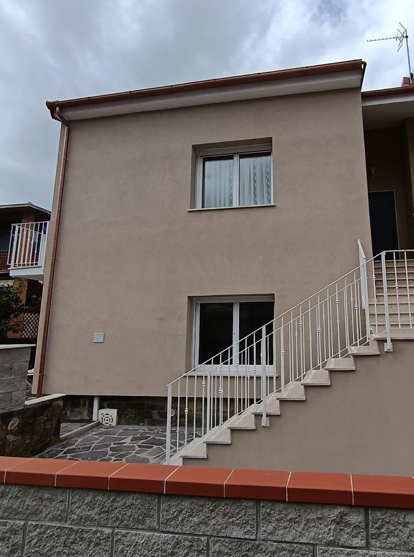 A Casa Di Berna E Tere Apartment เวนตูรีนา แตร์เม ภายนอก รูปภาพ